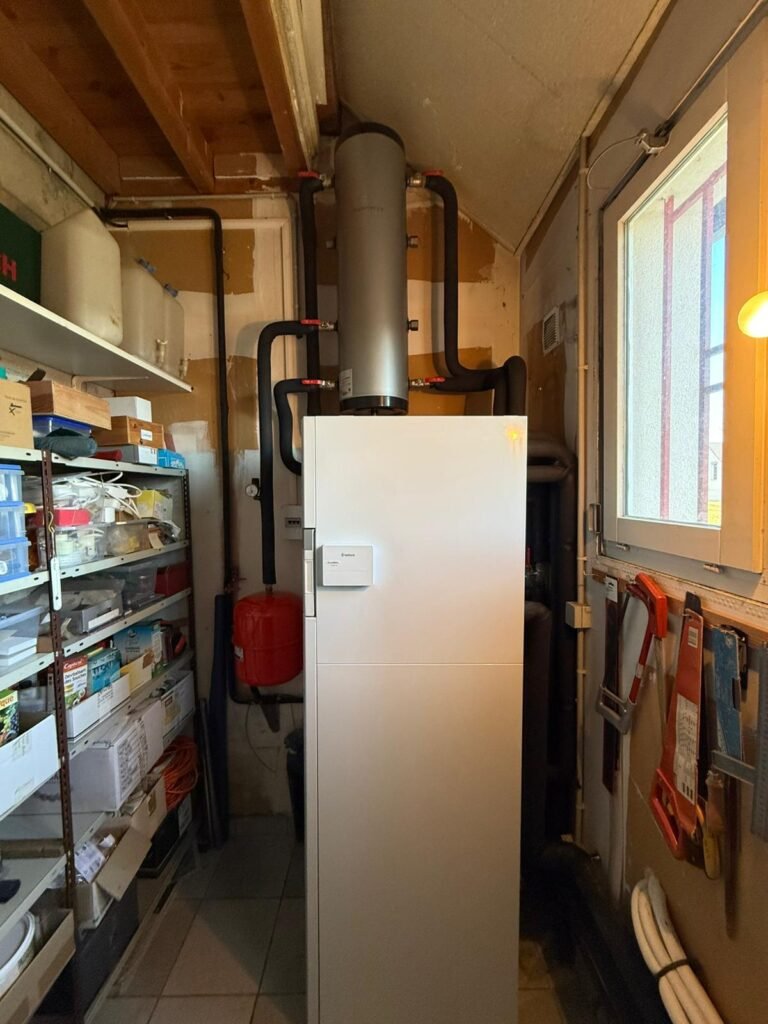 pose dune pompe a chaleur Vaillant - Belair Chauffage Montbéliard